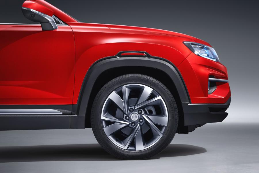 Детали экстерьера ChangAn CS35 Plus Lan Jing Edition 2019 года  (фото 11 из 13)